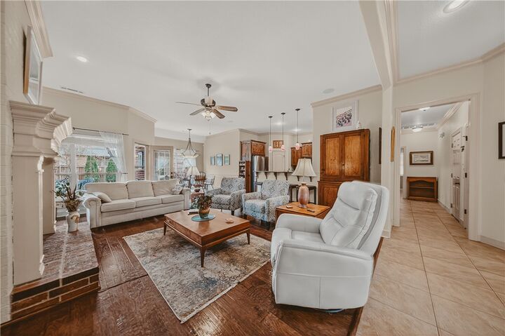 Property Photo: 3901 SW Staverton Drive AR 72713