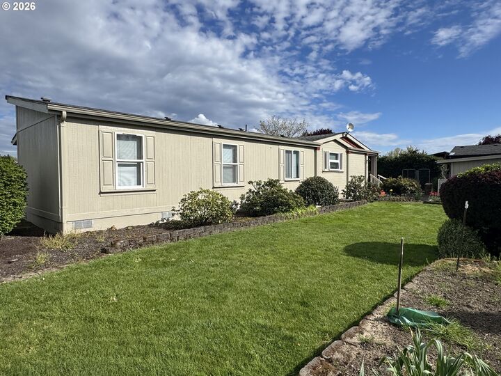 Property Photo:  1156 SW Westvale St  OR 97128 