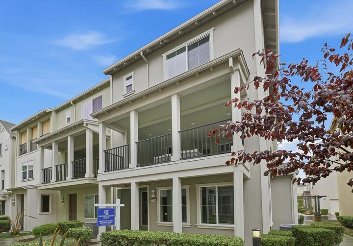 37598 Cape Cod Road  Newark CA 94560 photo