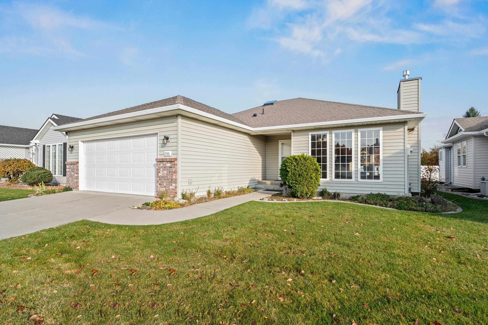 Property Photo: 2705 S Sunnybrook Ln WA 99037