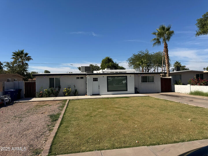 680 N Delaware Street  Chandler AZ 85225 photo