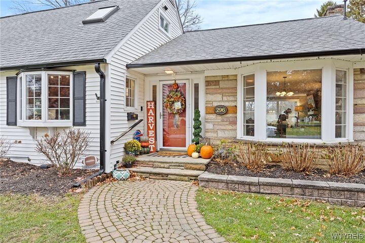 Property Photo:  296 Pomander  NY 14052 