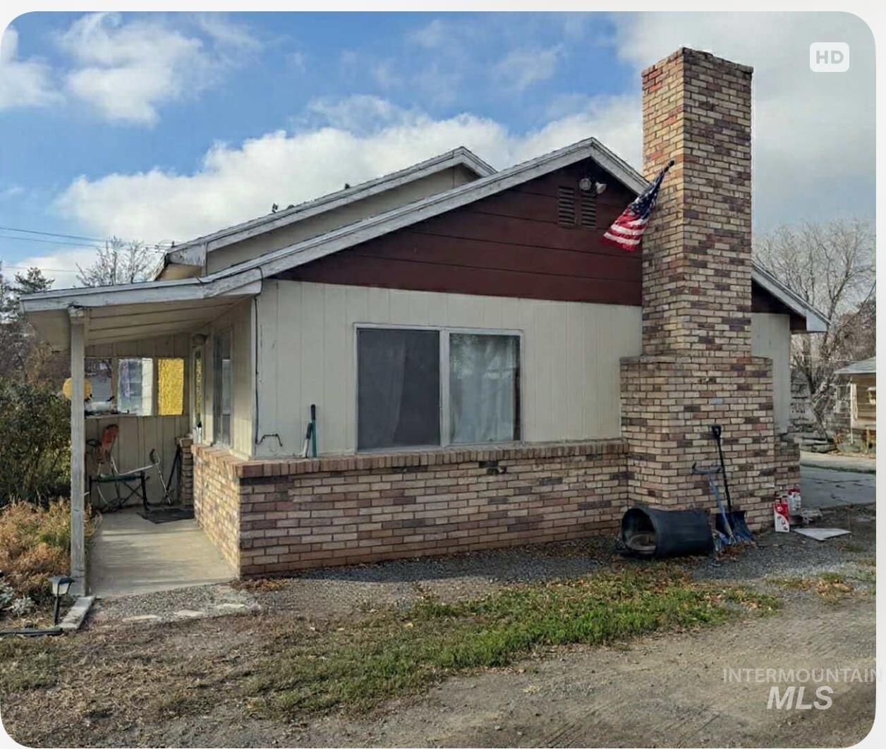 Property Photo:  1373 Washington Street S  ID 83301 