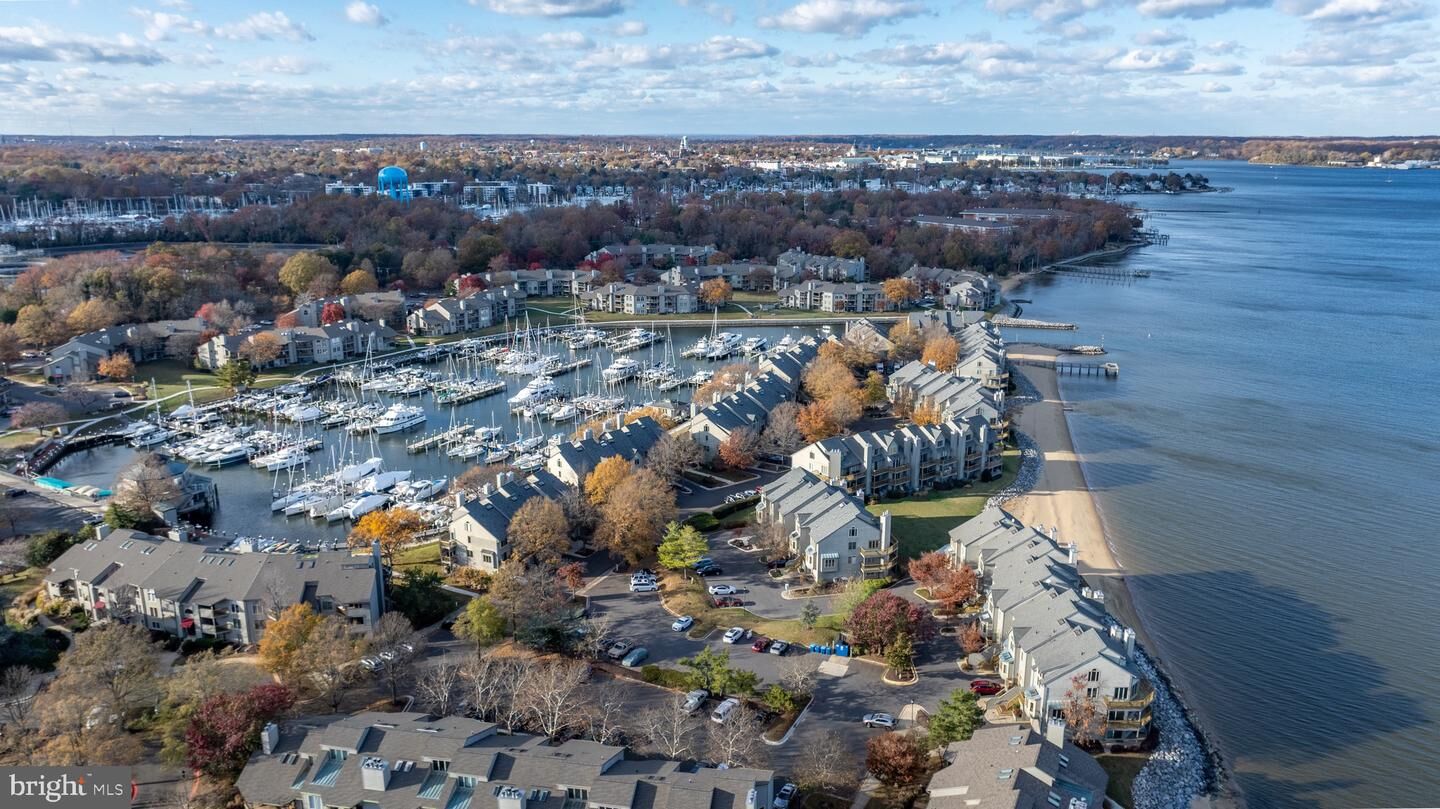 Property Photo:  2106 Chesapeake Harbour Drive 202  MD 21403 