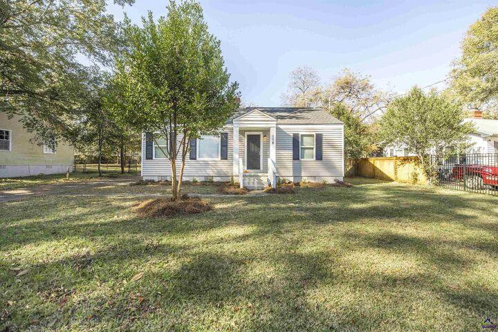 Property Photo:  118 Arnold Boulevard  GA 31093 