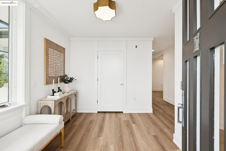 Property Photo:  14 Contra Costa Place  CA 94618 