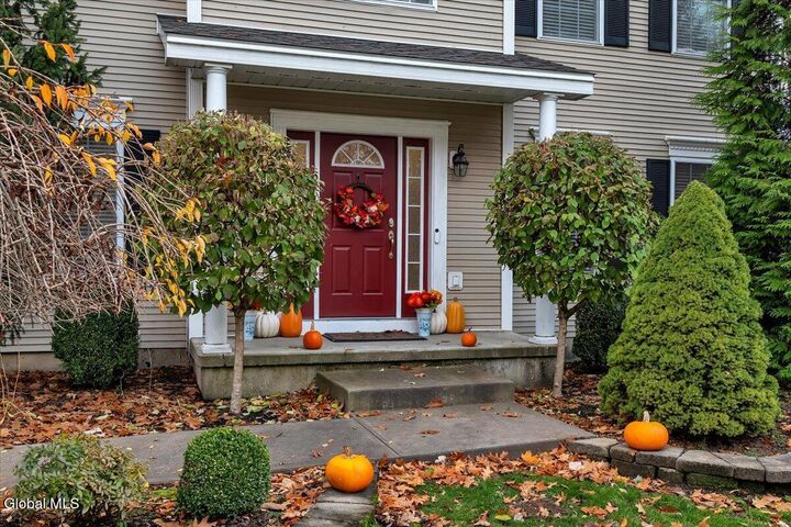 Property Photo: 2 Carpenter Way NY 12065