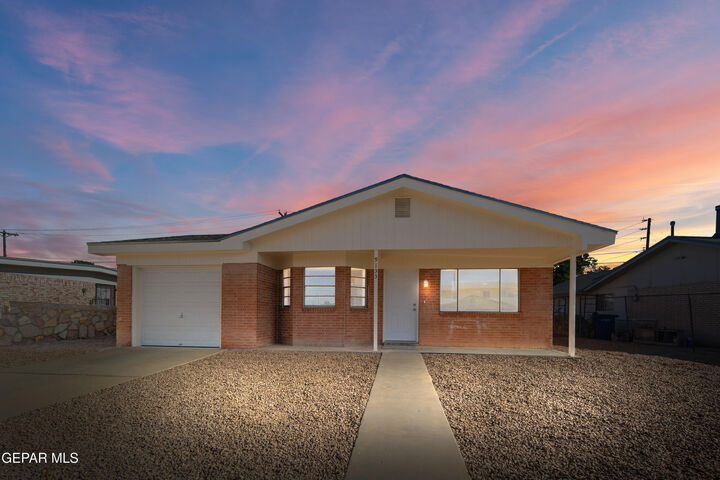 9133 Enfield Way  El Paso TX 79907 photo