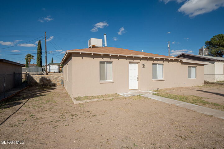 Property Photo: 7761 Maverick Avenue TX 79915