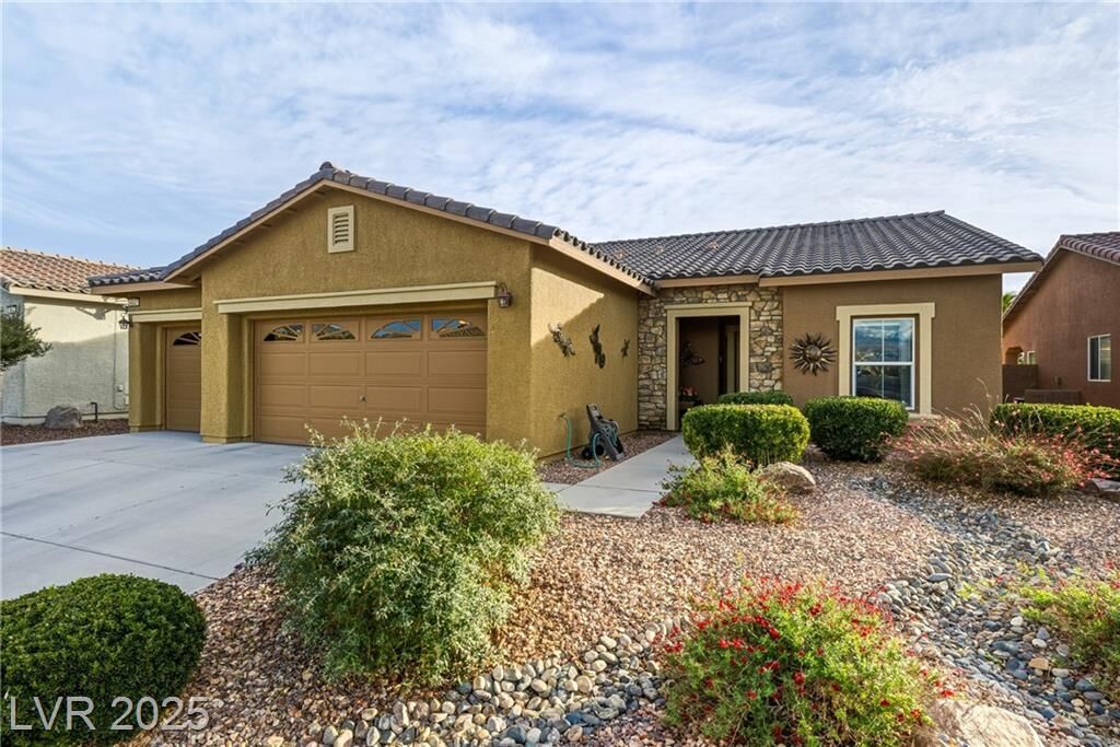 Property Photo:  5037 Semifonte Drive  NV 89061 