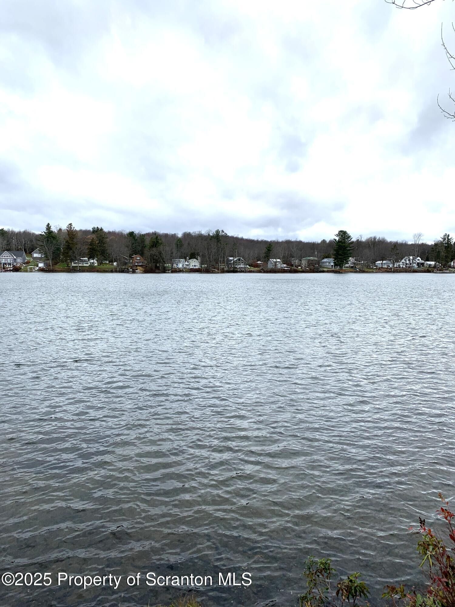 Property Photo:  335 South Shore Drive  PA 18465 