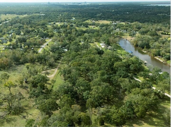 Property Photo: 69979 County Road 911 TX 77422