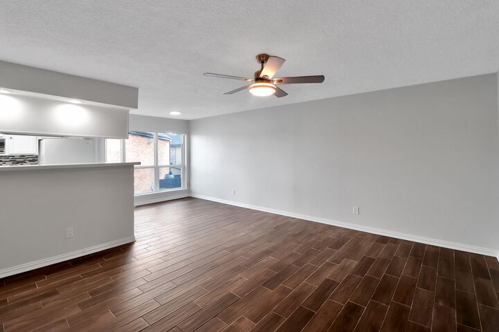 Property Photo: 7047 Bissonnet Street 117 TX 77074