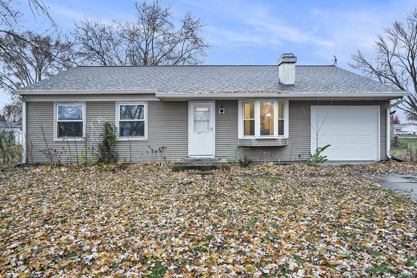 Property Photo:  231 Maple Street  IN 46543-9700 