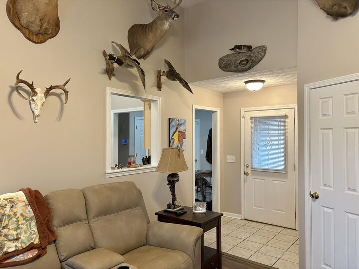 Property Photo: 1104 Leathers Lane KY 40601