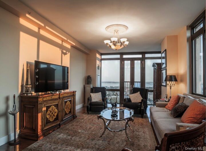 175 Huguenot Street 2403  New Rochelle NY 10801 photo