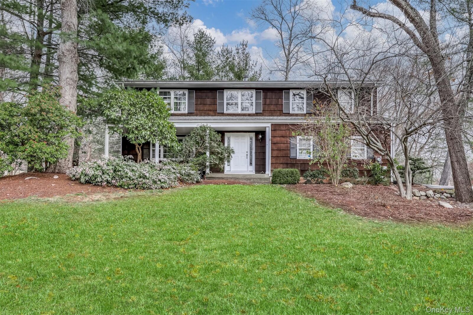 Property Photo:  16 Kings Gate Road  NY 10901 