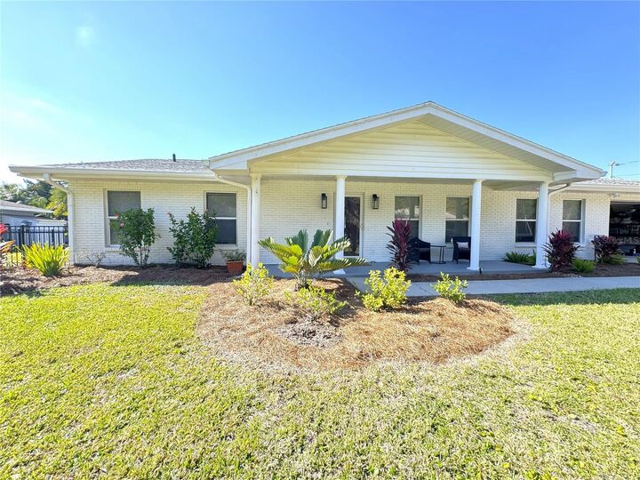 Property Photo: 1004 SE 5th Avenue FL 34429