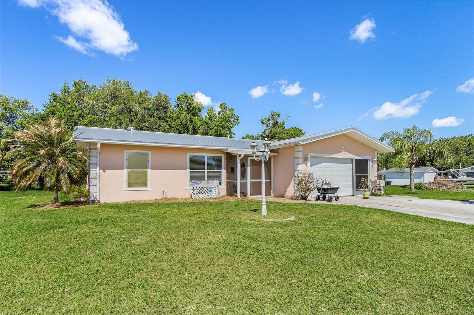 Property Photo:  11337 SW Pine Avenue  FL 34269 