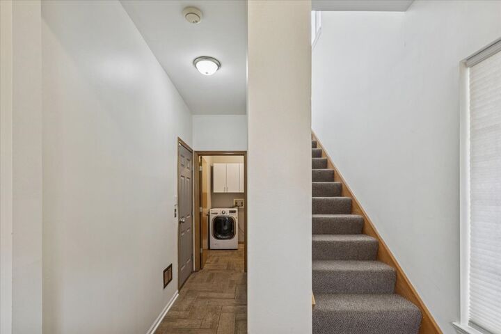 Property Photo:  420 Chesterfield Court 420  IL 60543 