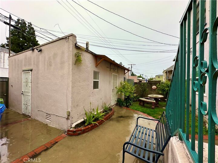 Property Photo: 4056 Creed Avenue CA 90008