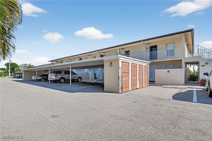 Property Photo: 16031 Dublin Circle 204 FL 33908