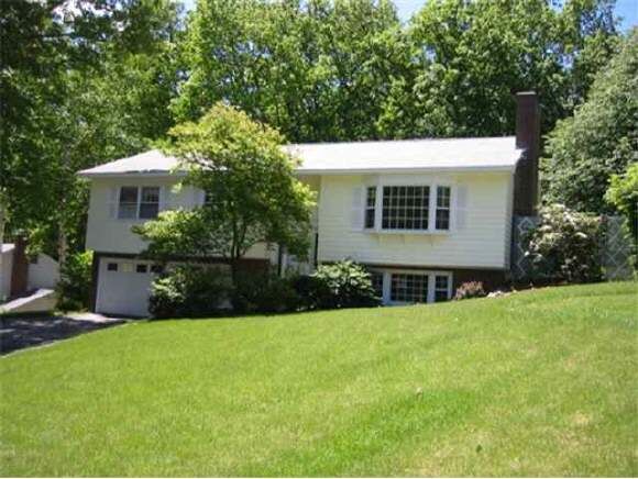 Property Photo:  106 Fawn Lane  NH 03064 