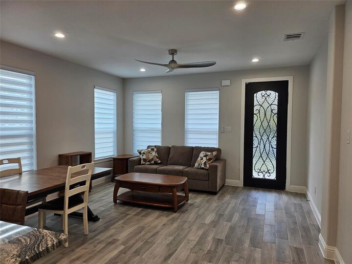 2309 Benbrook Drive  Fort Worth TX 76110 photo