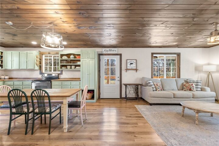 Property Photo:  4715 County Road 811  AR 72638 