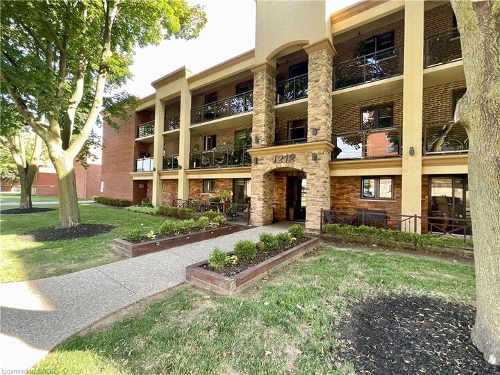 Property Photo: 1212 Fennell Avenue E 108 ON L8T 1T2