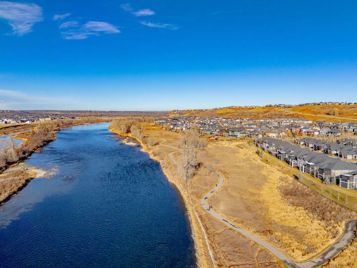 Property Photo: 123 Cranbrook Circle SE AB T3M 2L9