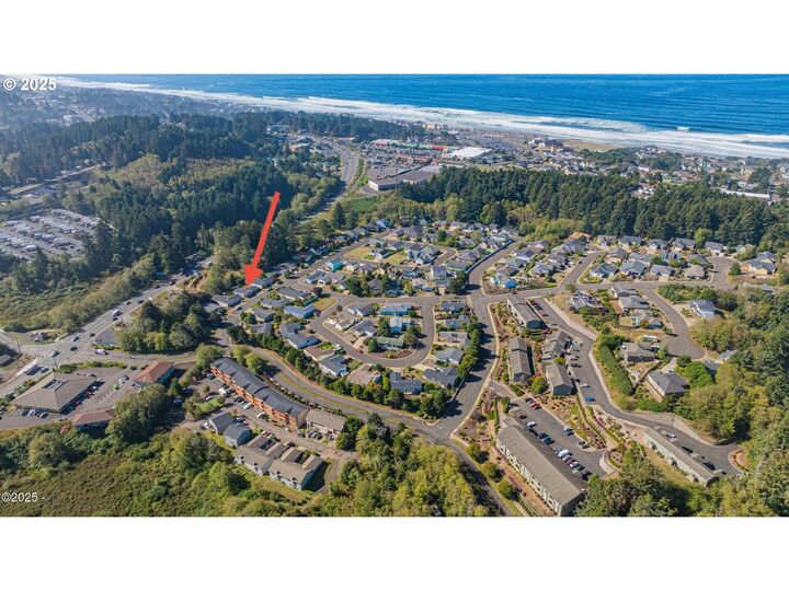 Property Photo: 2840 NE 45th St OR 97367