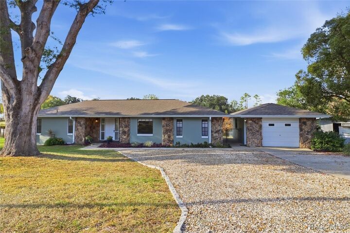 Property Photo:  10256 E Pike Drive  FL 34450 