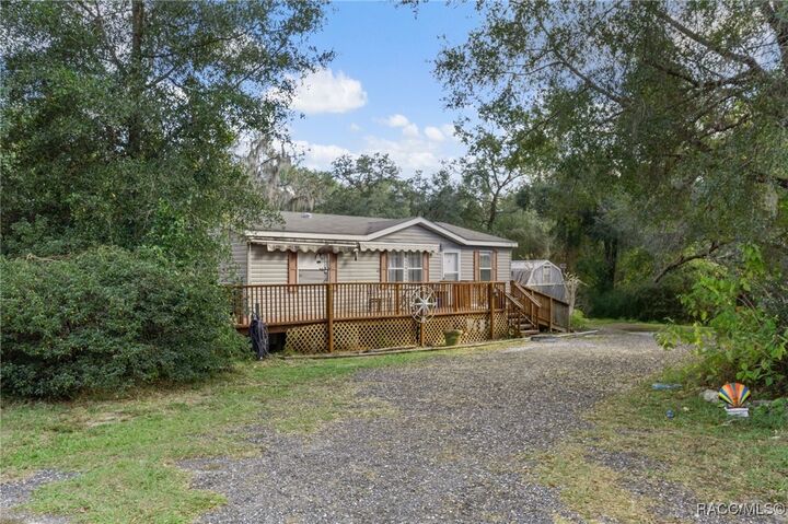 Property Photo:  16362 Cherokee Road  FL 34601 