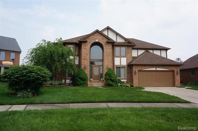 Property Photo:  49954 Willowood Drive  MI 48044 