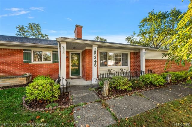 Property Photo: 28248 Bayberry Road MI 48331