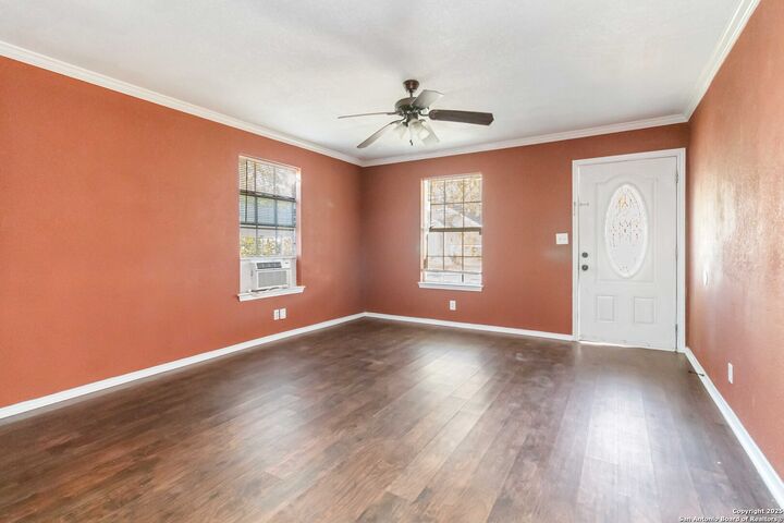 Property Photo:  411 Bismark  TX 78155 