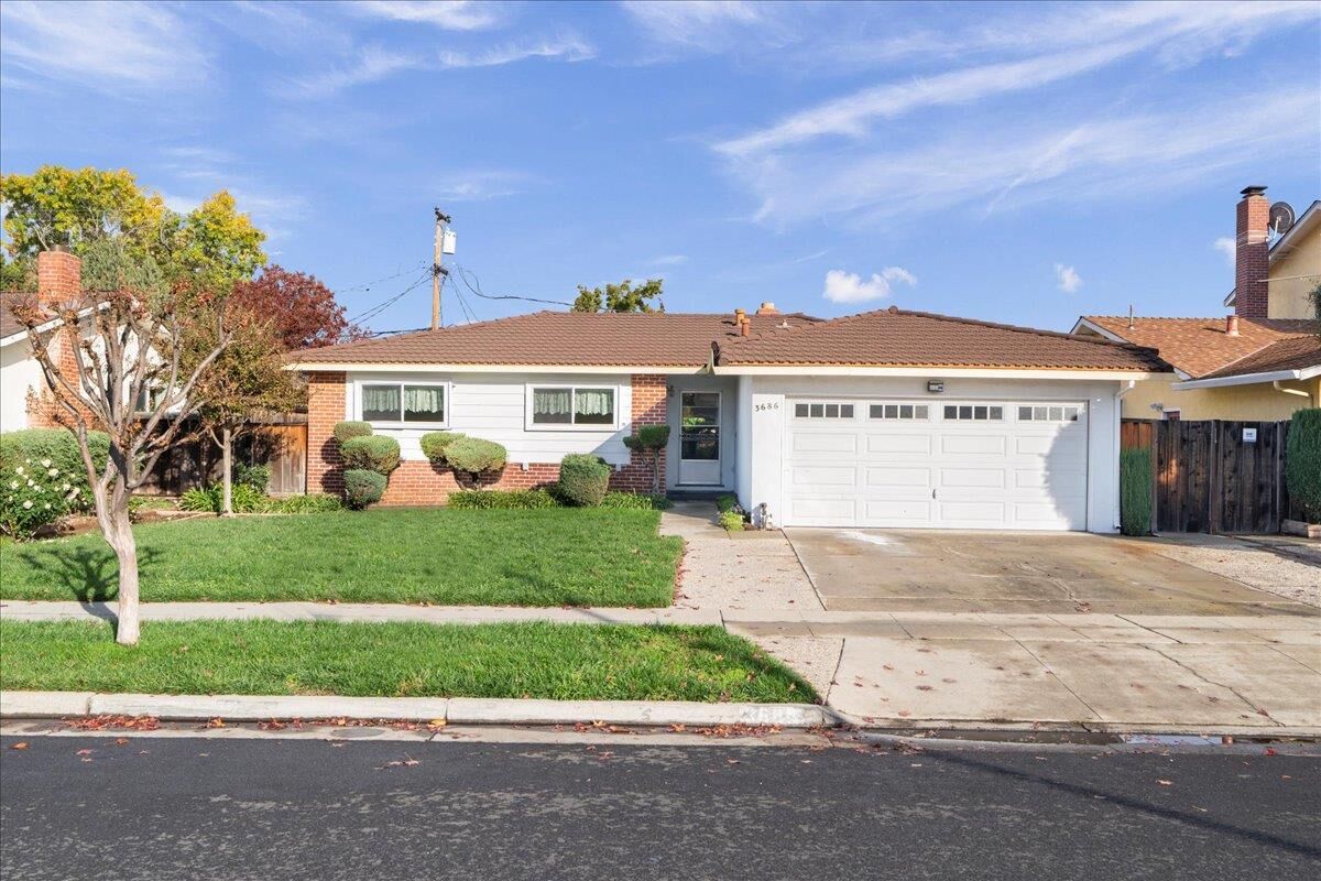 Property Photo:  3686 Kirk Road  CA 95124 