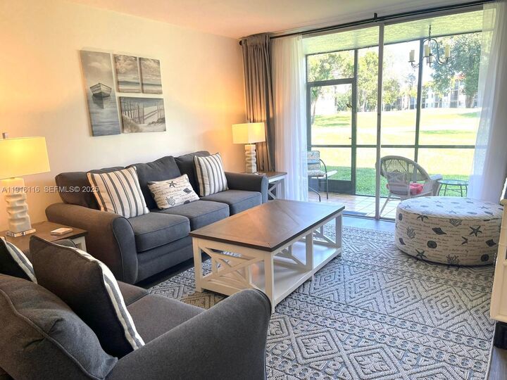 8941 S Hollybrook Blvd 103  Pembroke Pines FL 33025 photo