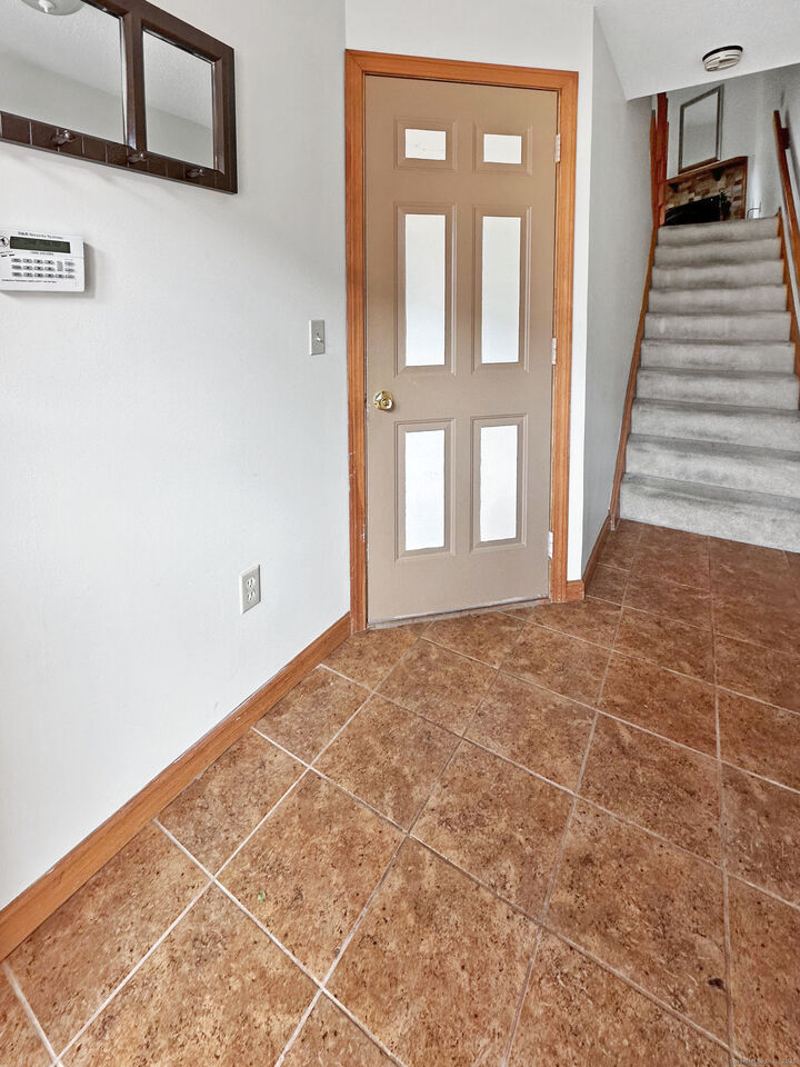 Property Photo:  76 North Mountain Road B  CT 06052 