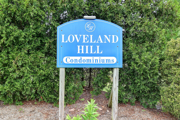 Property Photo: 4 Loveland Hill Road C4 CT 06066