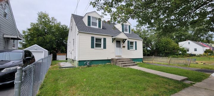 Property Photo: 87 Ellington Street CT 06106