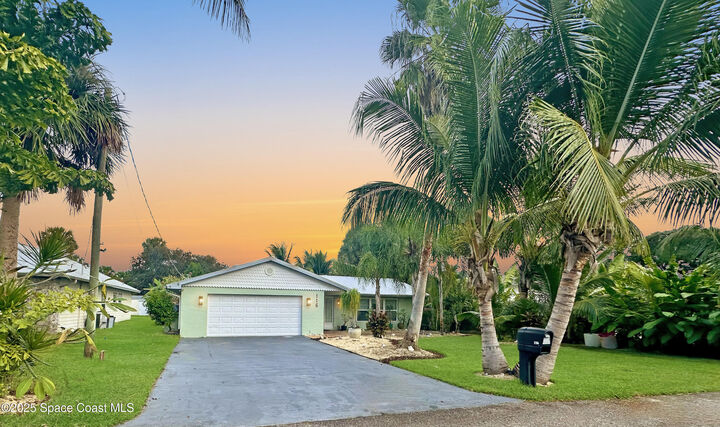 Property Photo:  116 Delvalle Street  FL 32951 