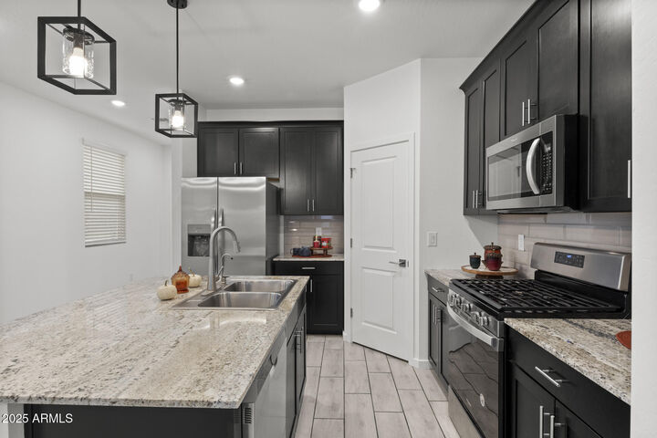 Property Photo:  14178 W Voltaire Street  AZ 85379 