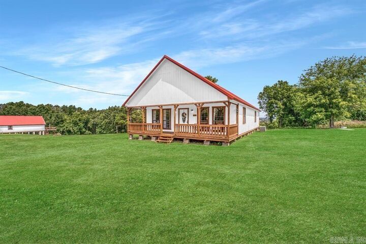 Property Photo:  18659 &Amp 18607 N US-65  AR 72675 