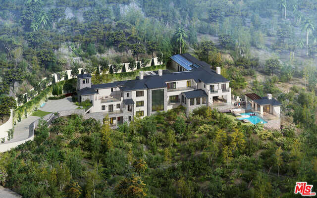 Property Photo:  1862 Mango Way  CA 90049 