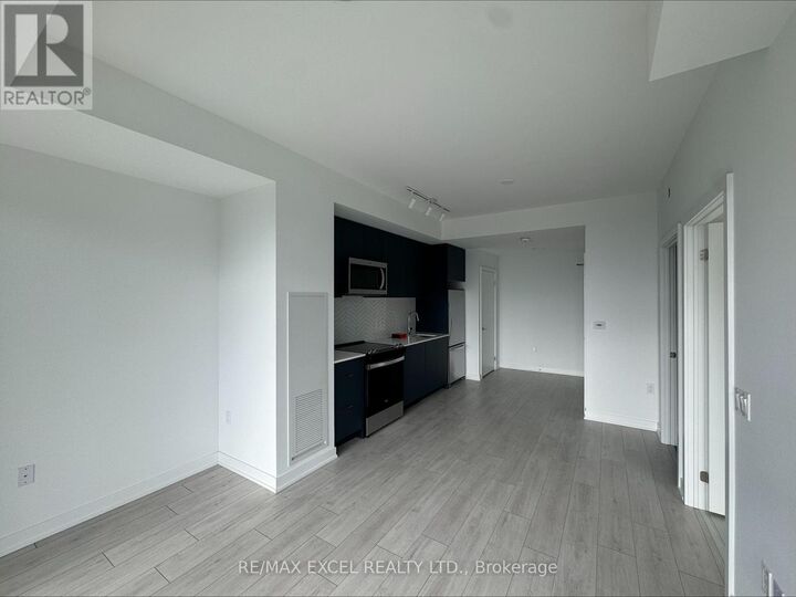 Property Photo: 1606 Charles Street 405 A ON L1N 0P1