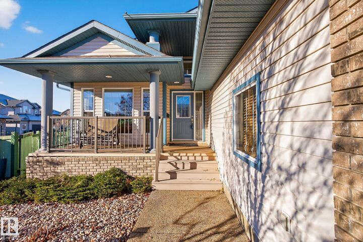 Property Photo:  20756 90 Avenue NW  AB T5T 1T4 