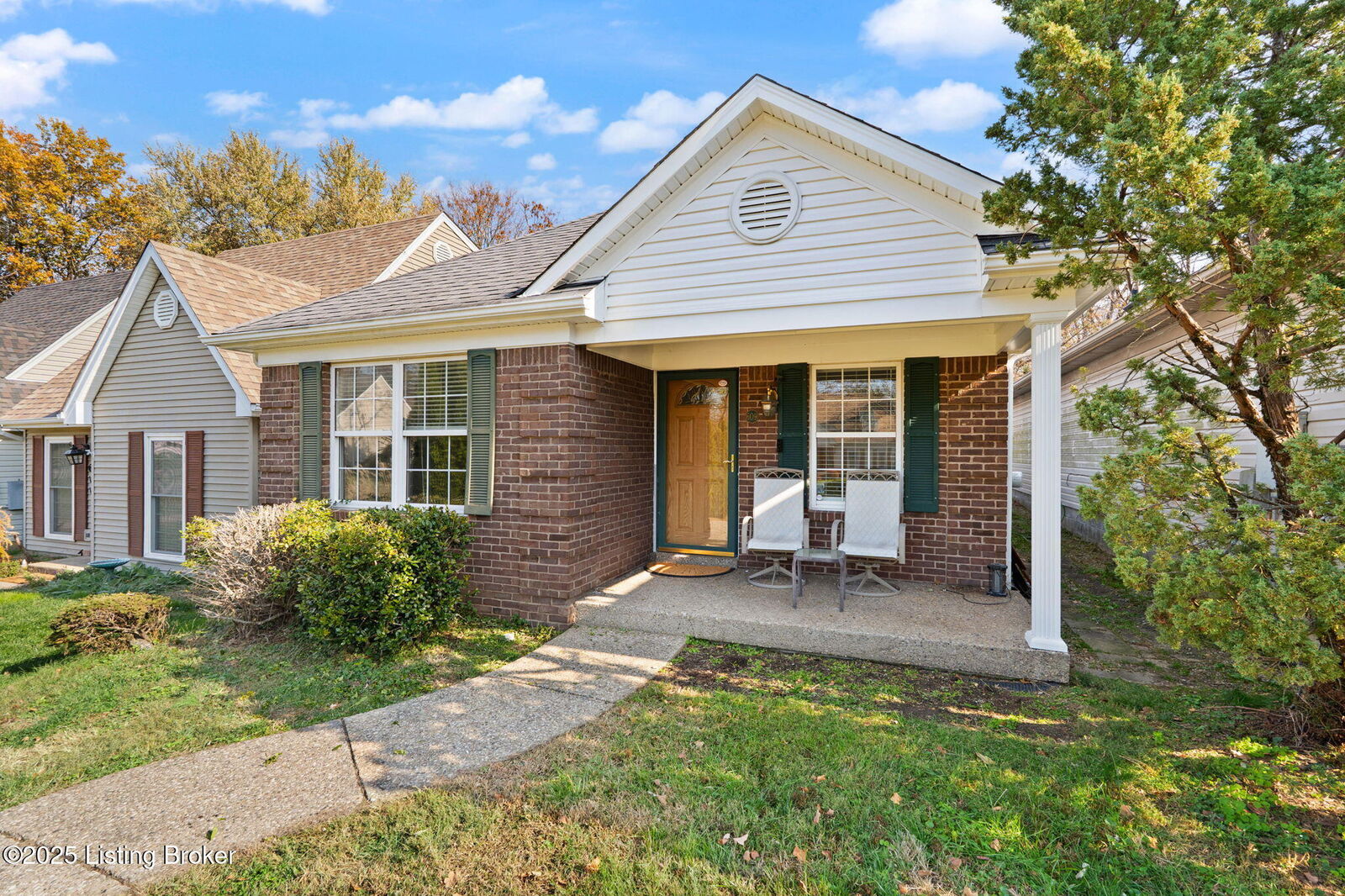 Property Photo: 609 Malcolm Ave KY 40223
