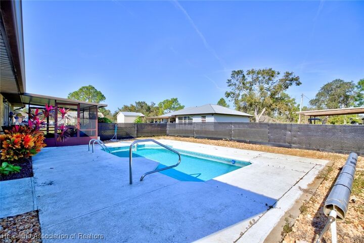 Property Photo:  3300 W Lake Chilton Drive  FL 33825 
